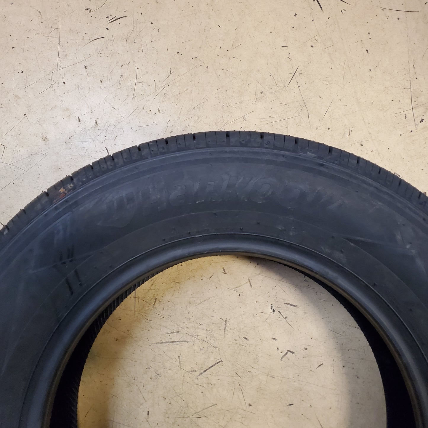 HANKOOK KINERGY PT H737 BSW P 205 70 16 97H ALL SEASON TIRE 1027450