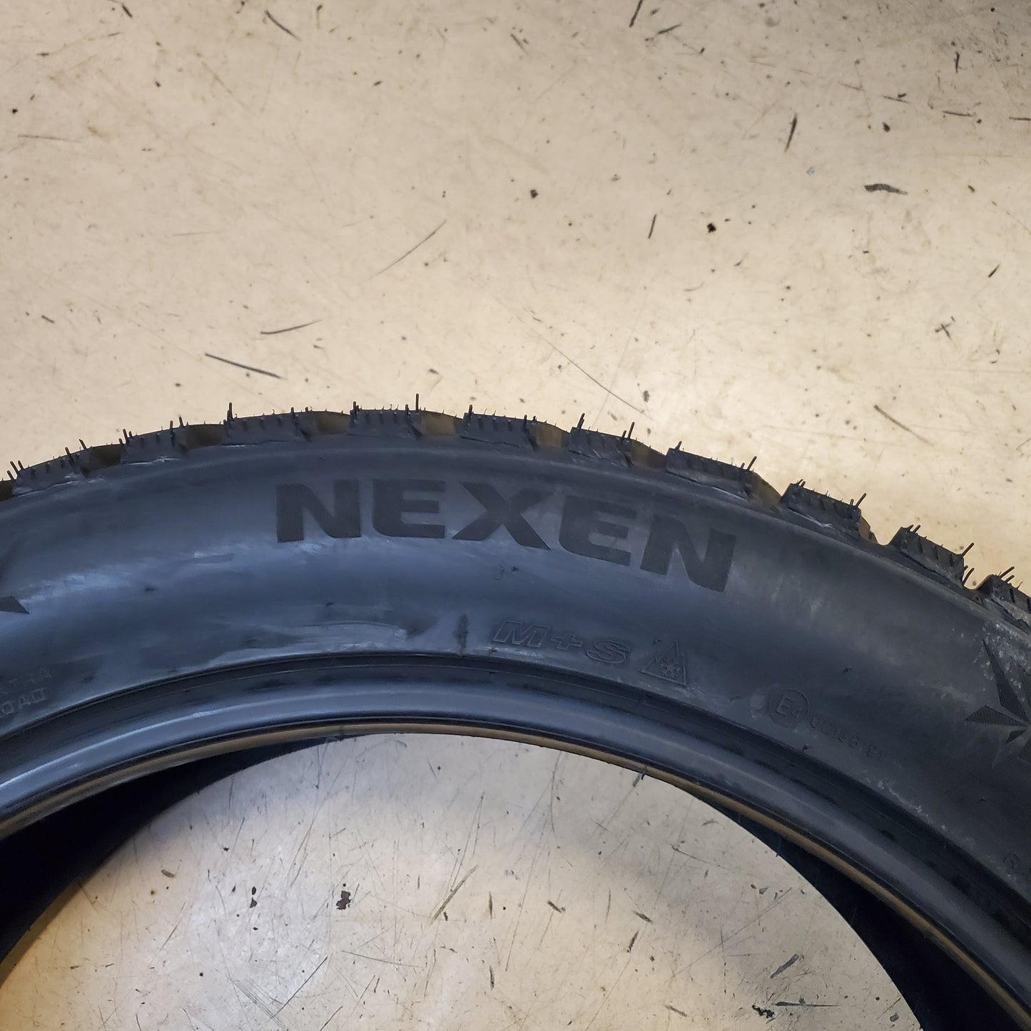 NEXEN WINGUARD WINSPIKE 3 BSW P 285 45 22 114T XL WINTER TIRE 11062NXK