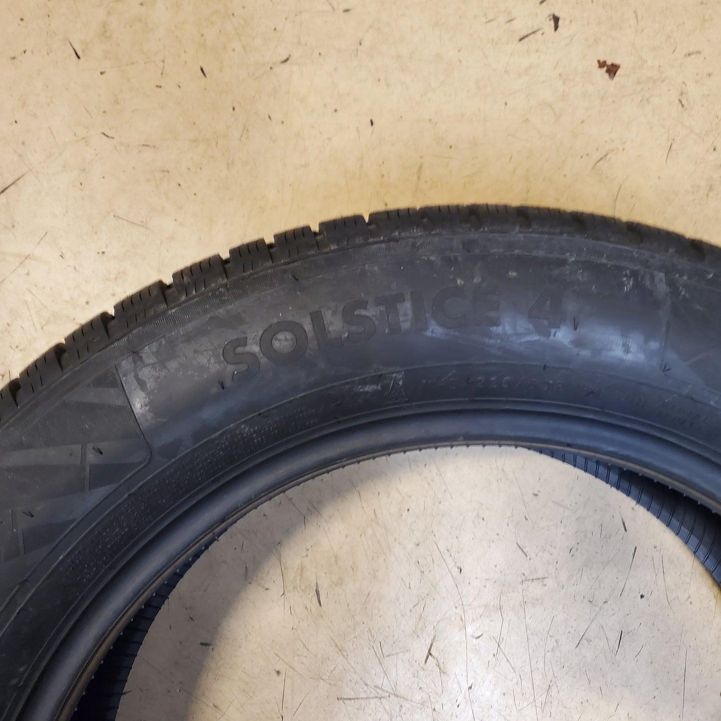 NORDMAN SOLSTICE 4 BSW P 225 60 18 100H ALL WEATHER TIRE T433105