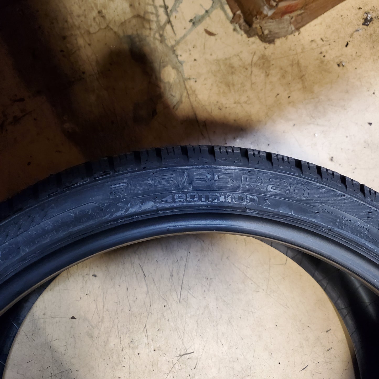 NOKIAN HAKKAPELIITTA R5 BSW P 255 35 20 WINTER TIRE 97T T432189