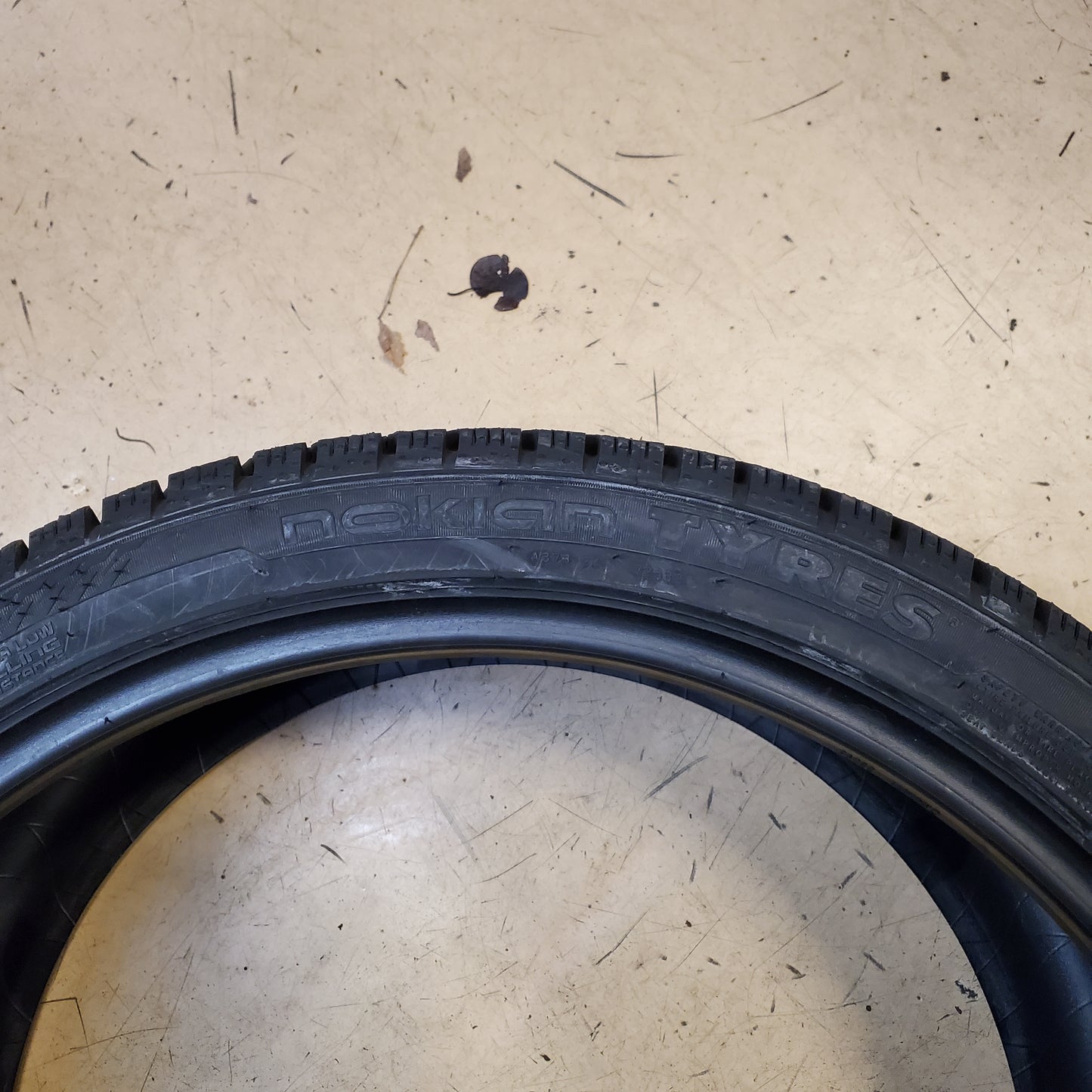 NOKIAN HAKKAPELIITTA R5 BSW P 255 35 20 WINTER TIRE 97T T432189