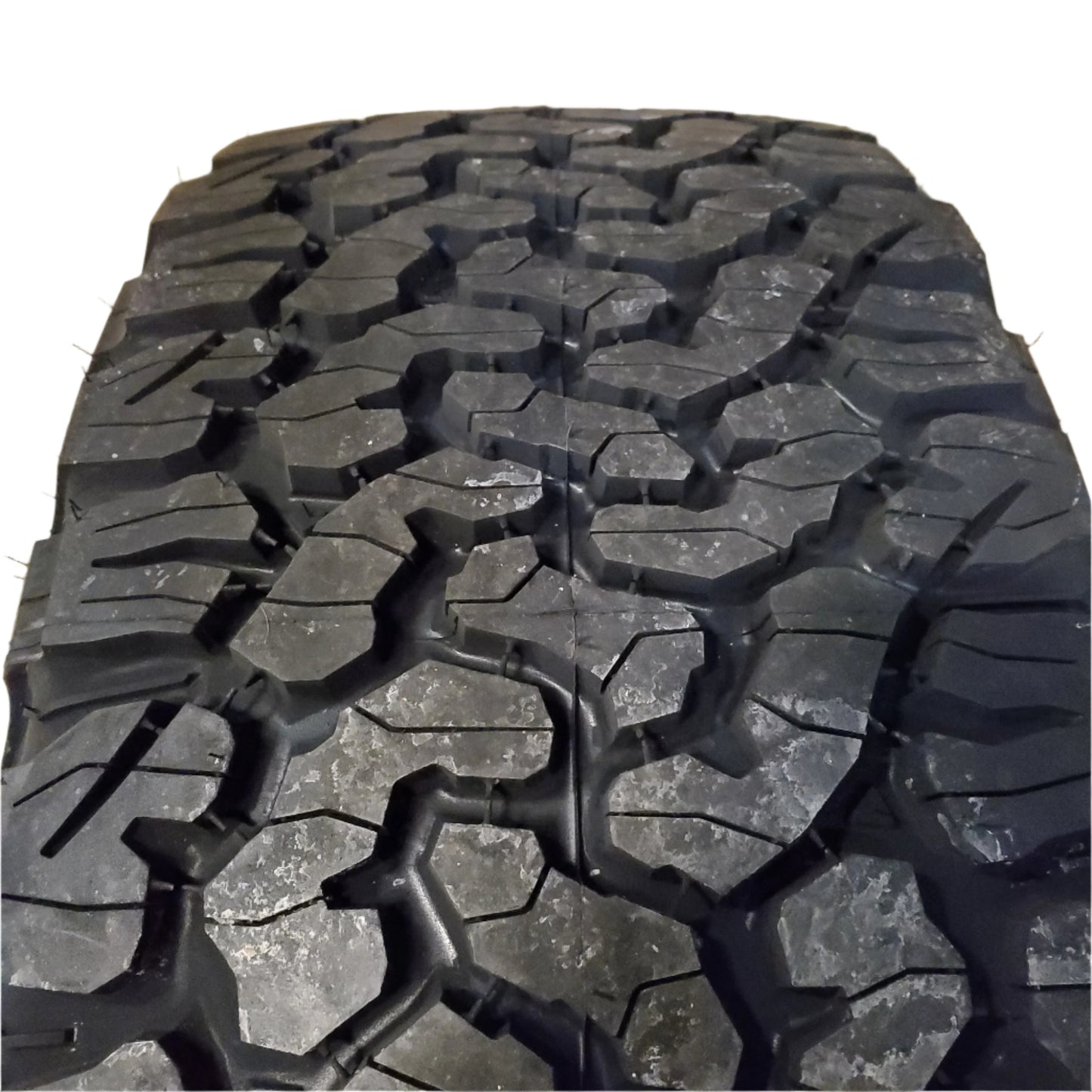 BFGOODRICH ALL TERRAIN T/A KO2 BSW LT 255 55 18 109/105R 8PLY TIRE 04785