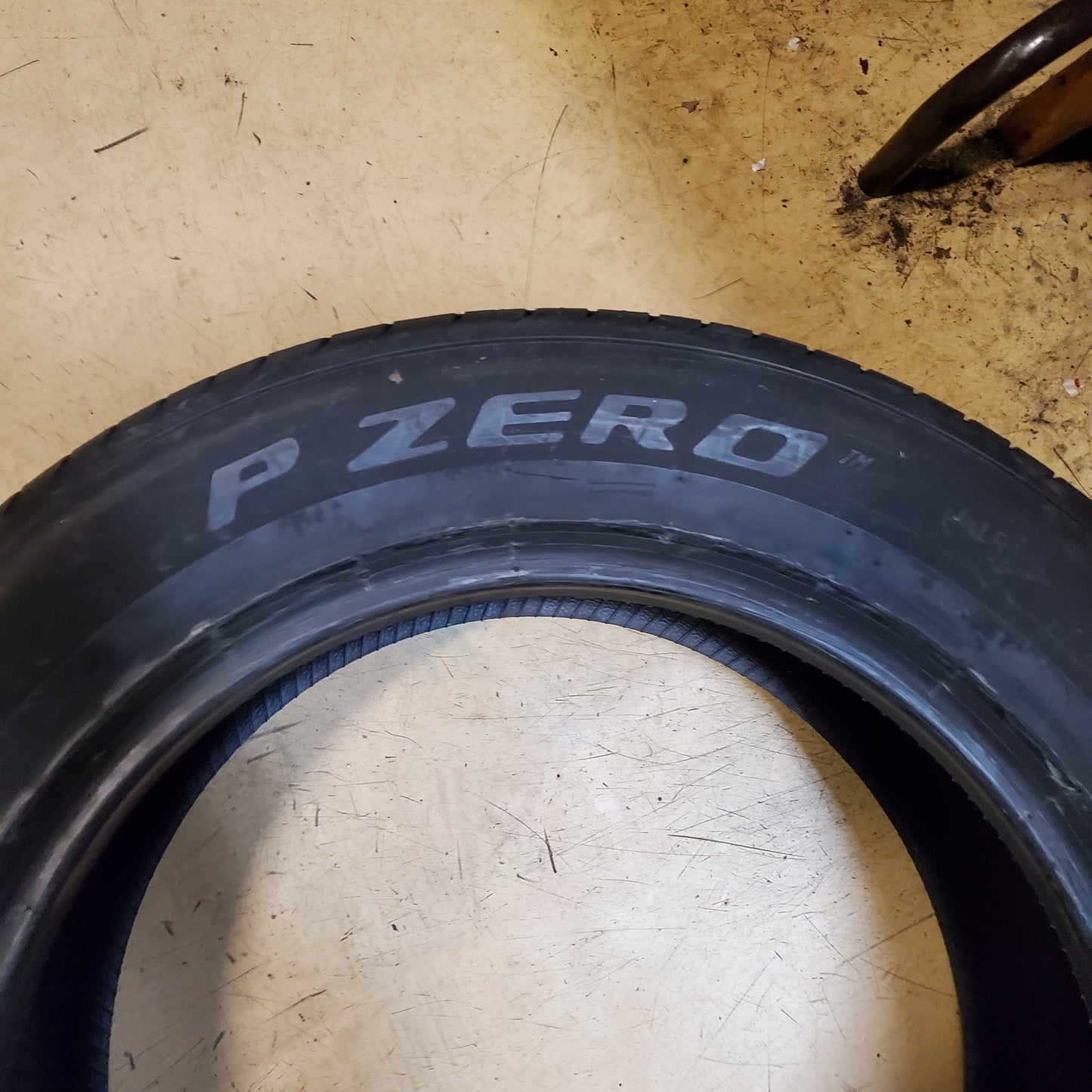 PIRELLI P ZERO BSW P 255 55 19 111W UHP TIRE 2528800