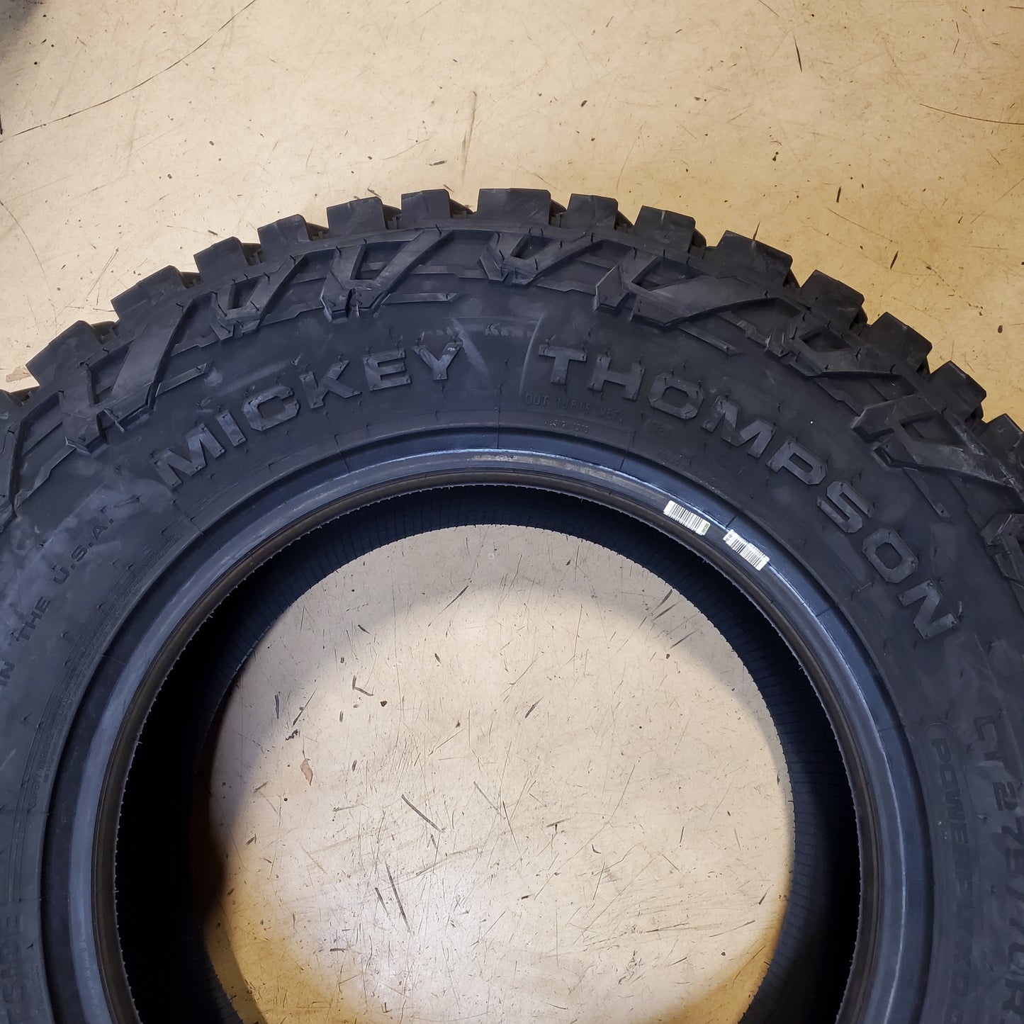 MICKEY THOMPSON BAJA BOSS A/T BSW LT 275 70 18 125/122Q 10 PLY MUD TIRE 331019001
