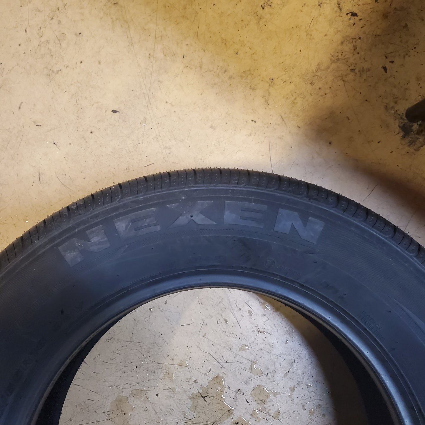 NEXEN NPRIZ AH8 BSW P 215 65 16 98V ALL SEASON TIRE 14693NXK