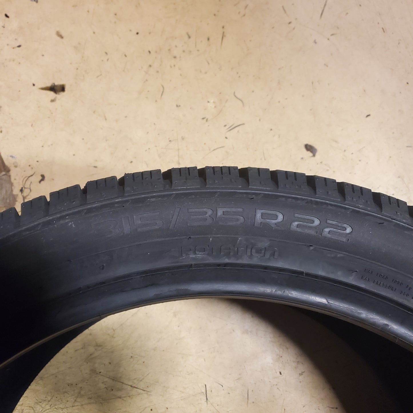 NOKIAN HAKKAPELIITTA R5 SUV BSW P 315 35 22 111T XL WINTER TIRE T432761