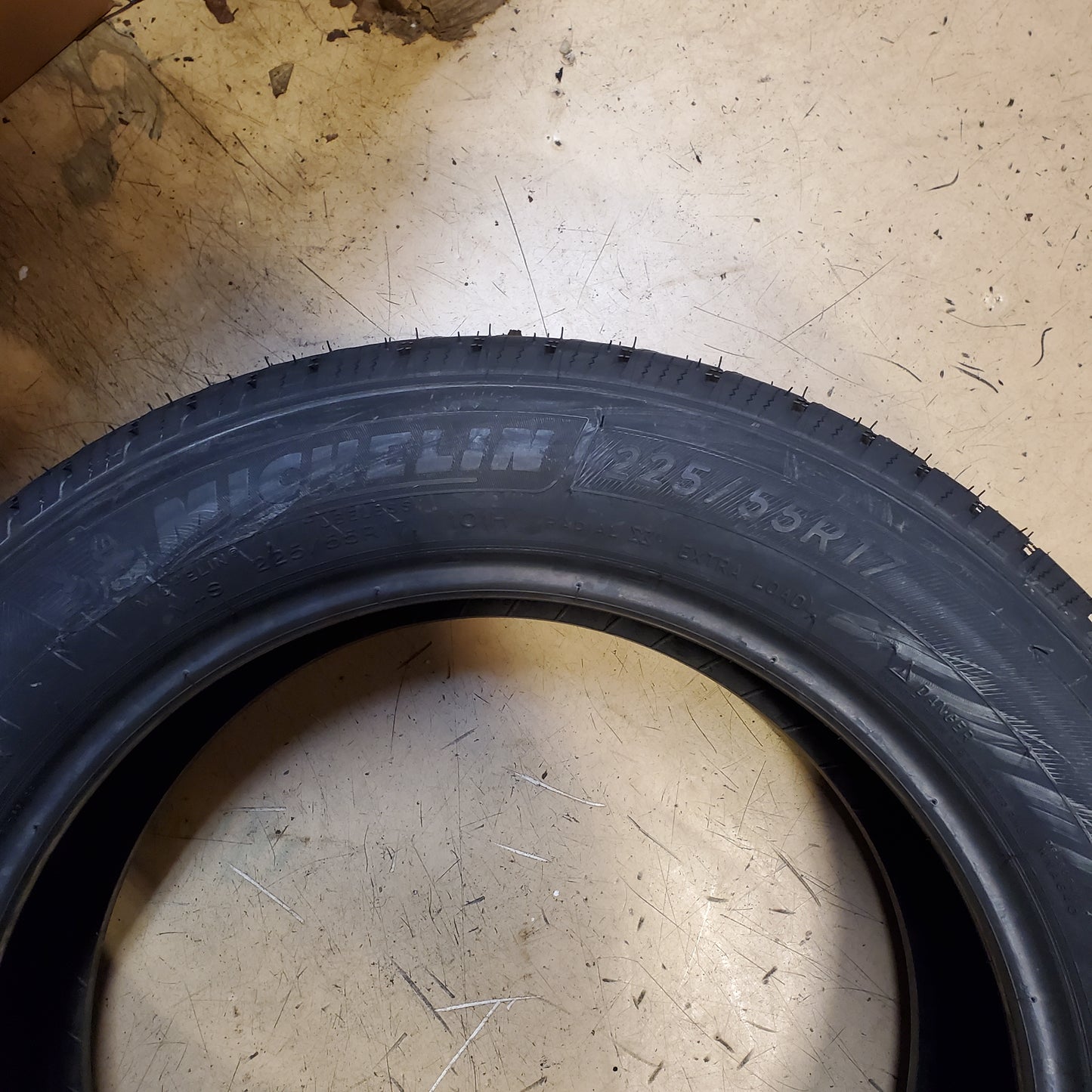MICHELIN DEFENDER LTX BSW P 225 55 17 101H XL ALL SEASON TIRE 34941