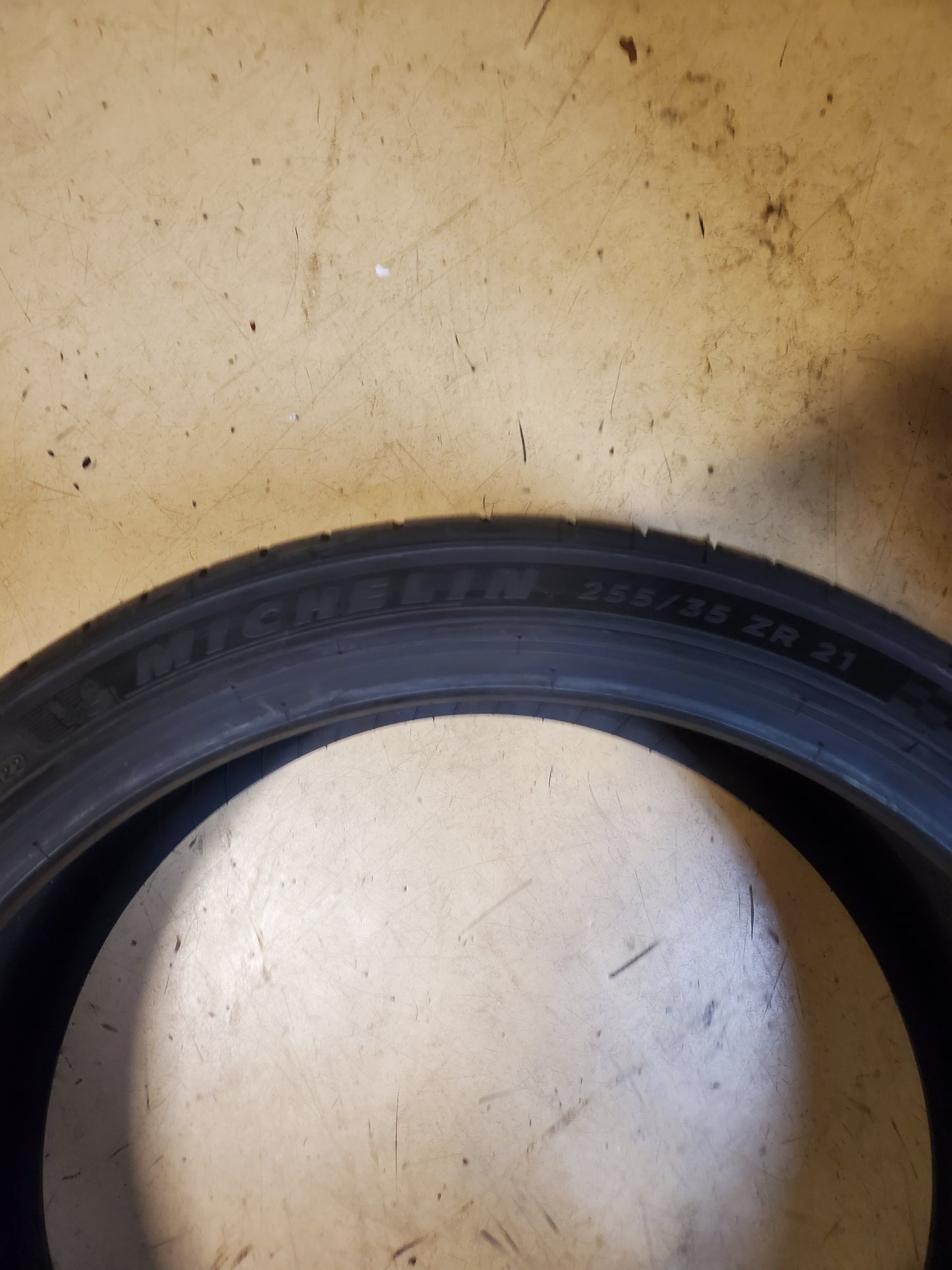 MICHELIN PILOT SPORT ALL SEASON 4 BSW P 255 35 21 98W XL FOAM FRONT TIRE 39155