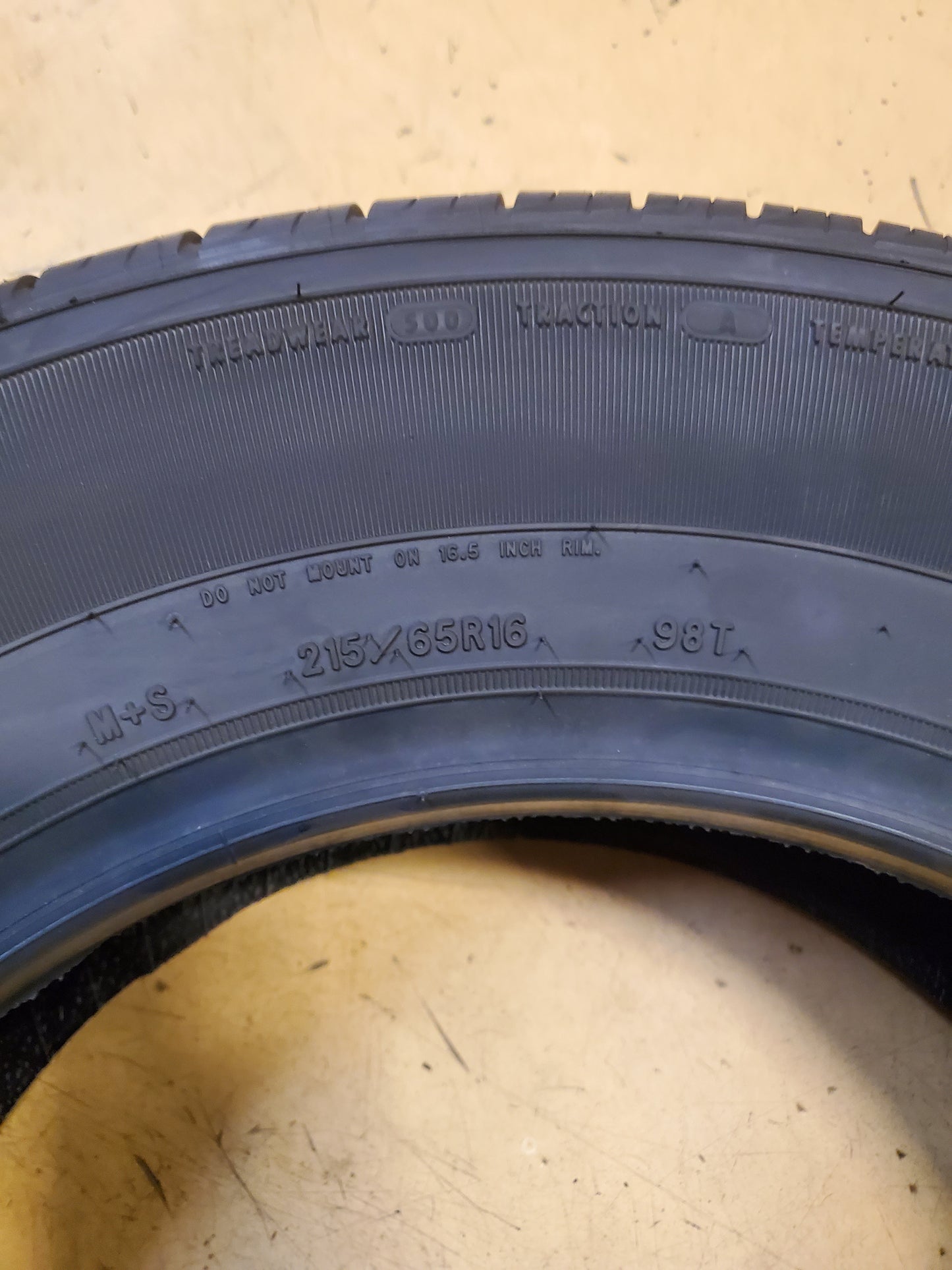 GOODYEAR VIVA 3 A/S BSW P 215 65 16 98T ALL SEASON TIRE 747016378