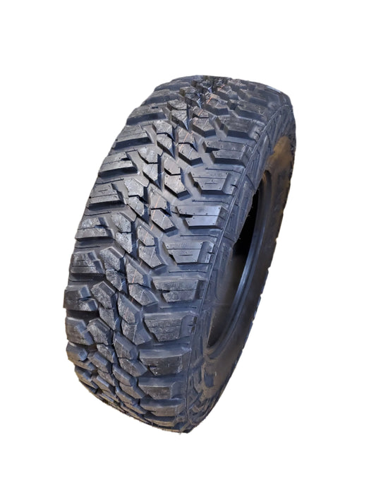 KANATI MUD HOG M/T BSW LT 39 13.50 20 128Q MUD TIRE L2039135E