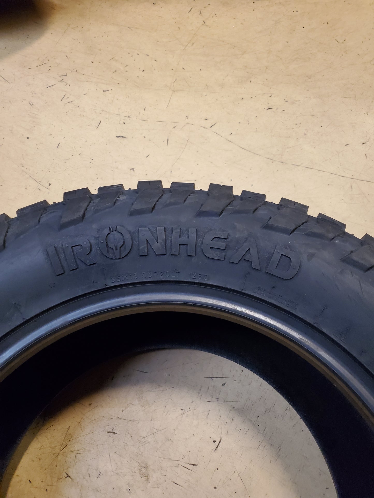IRONHEAD THRASHER R/T RTD01 BSW LT 35 13.50 20 126Q 12 PLY TIRE IHRT19K