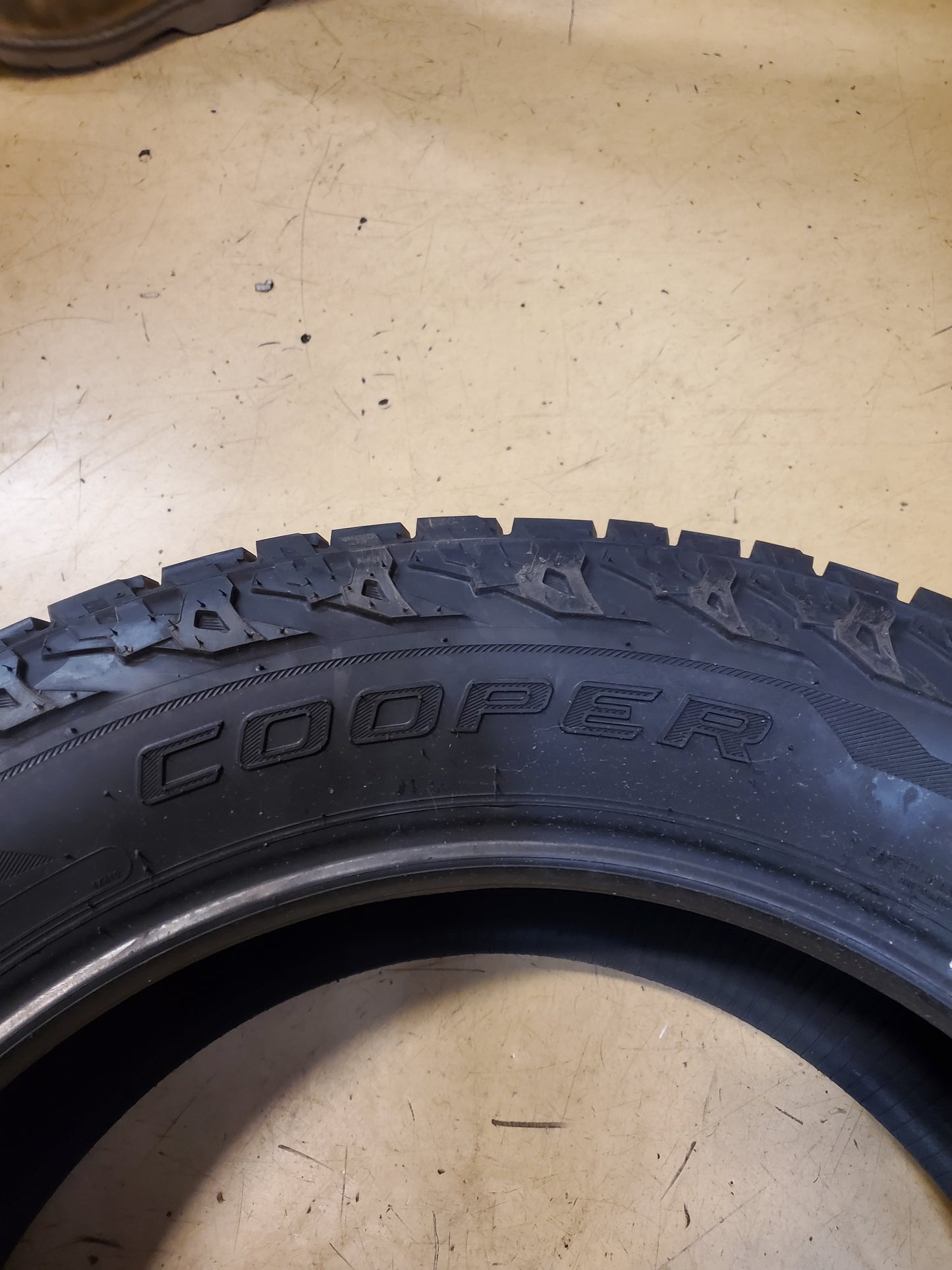 COOPER DISCOVERER ROAD+TRAIL AT P 275 55 20 117H XL ALL TERRAIN TIRE 171293049