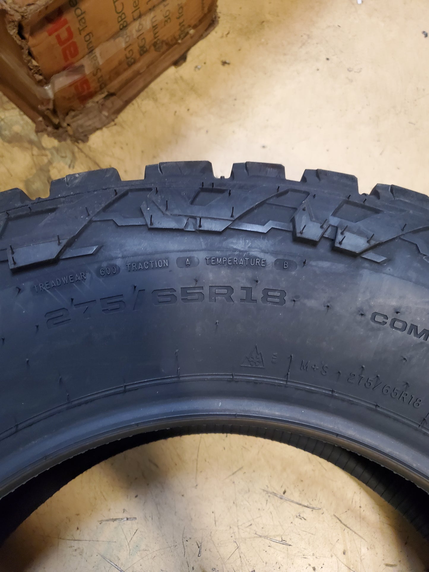 MICKEY THOMPSON BAJA BOSS A/T BSW P 275 65 18 116T ALL TERRAIN TIRE 340010003