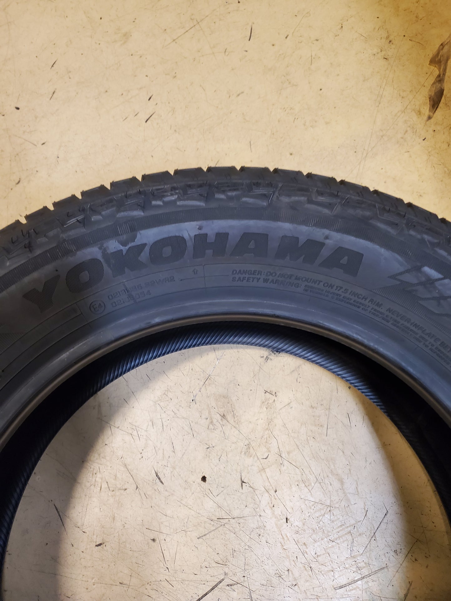 YOKOHAMA GEOLANDAR CV4S GO61 BSW P 225 65 17 102H ALL WEATHER TIRE 110156103