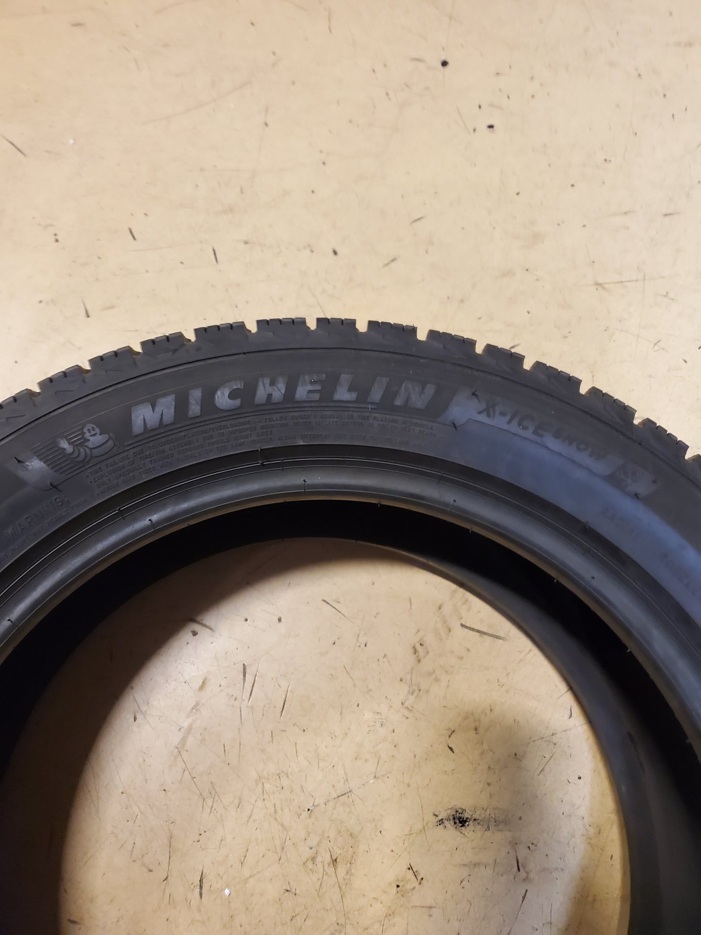 MICHELIN X-ICE SNOW BSW P 215 55 17 98H XL WINTER TIRE 21008