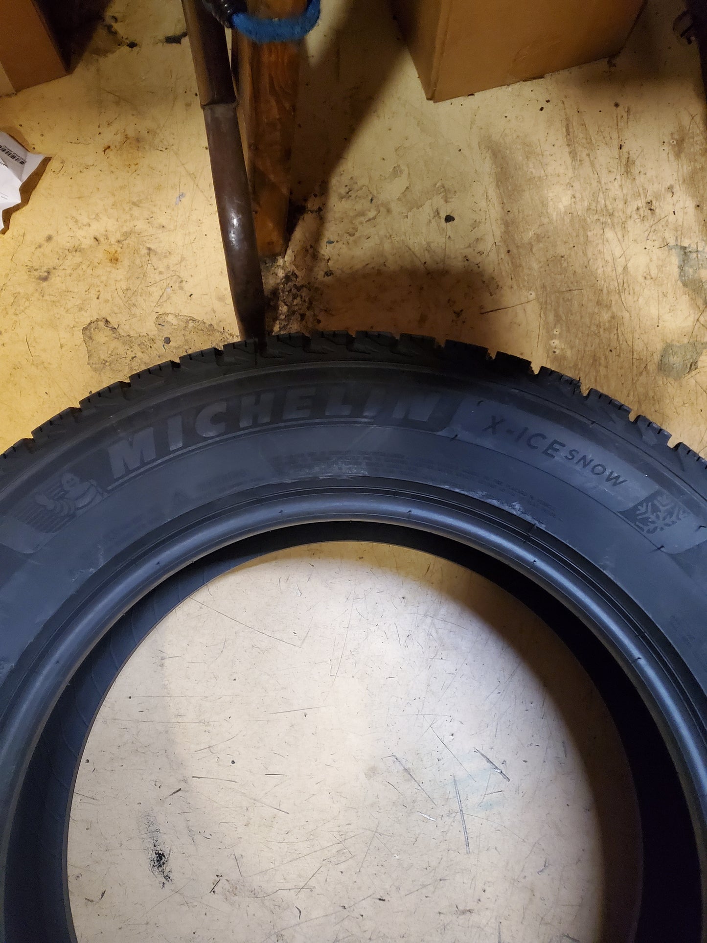 MICHELIN X-ICE SNOW BSW P 215 65 17 99T WINTER TIRE 36674