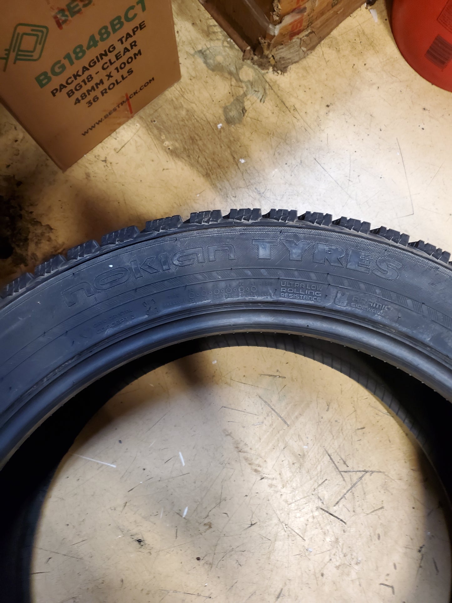 NOKIAN HAKKAPELIITTA R3 SUV BSW P 275 45 21 110T XL WINTER TIRE T430695