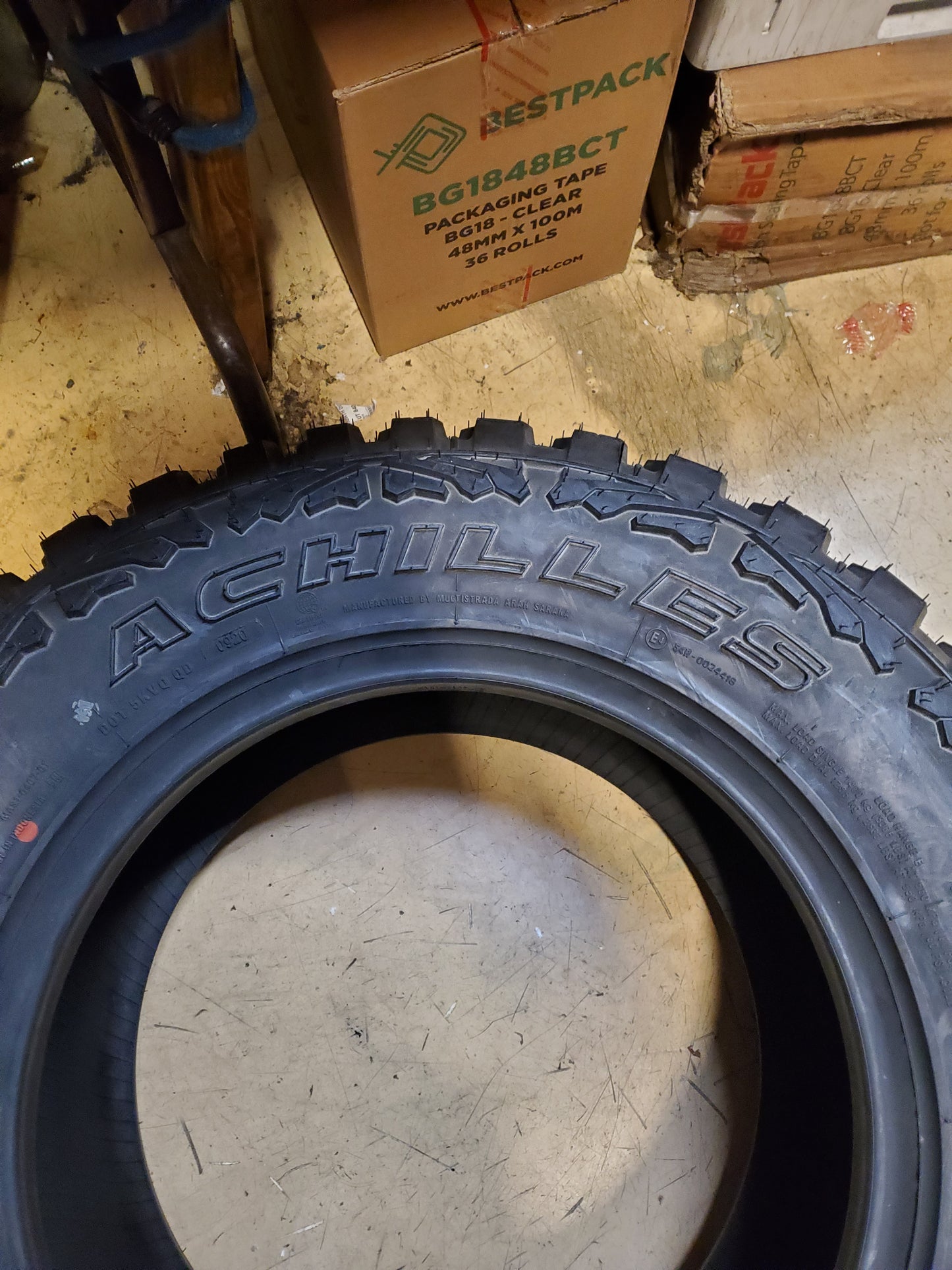 ACHILLES DESERT HAWK XMT BSW LT 265 65 17 120/117Q 10PLY MUD TIRE MAO266517