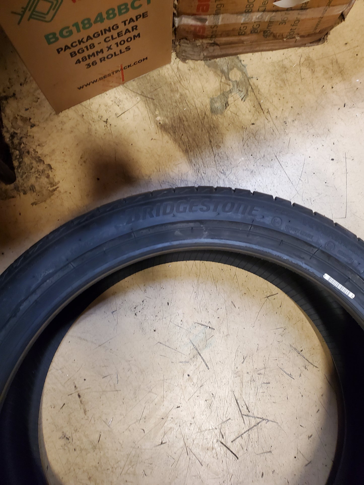 BRIDGESTONE TURANZA T005 RFT BSW P 225 40 19 93Y UHP TIRE 008734
