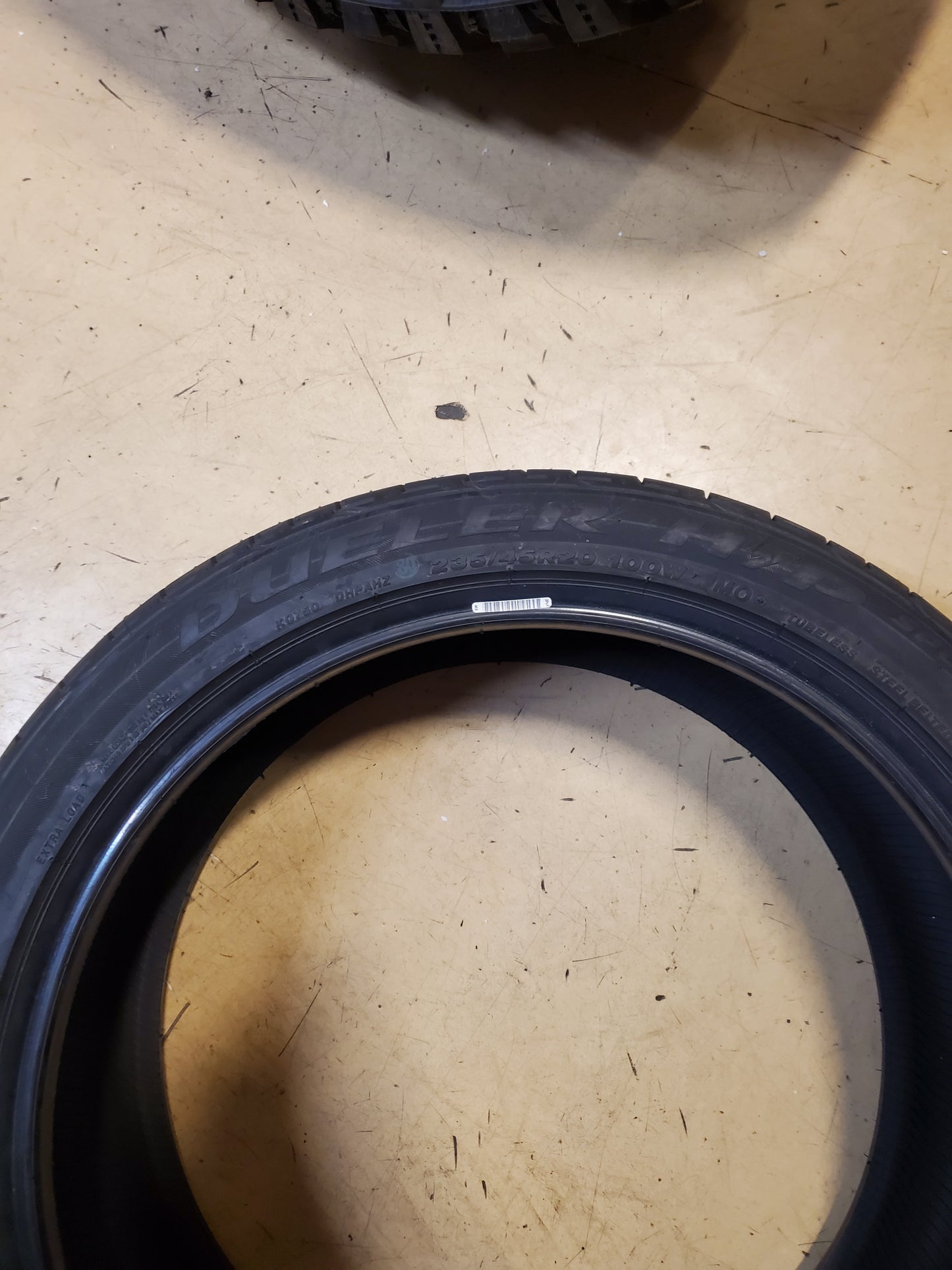 BRIDGESTONE DUELER H/T SPORT (MO) MERCEDES P 235 45 20 100W XL UHP TIRE 133595