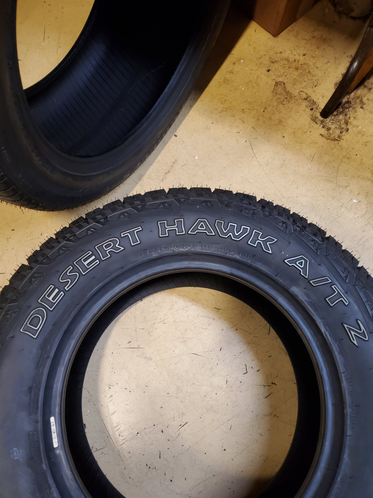 NOS ACHILLES DESERT HAWK A/T2 OWL LT 245 70 17 119/116S 10PLY TIRE MAR247017