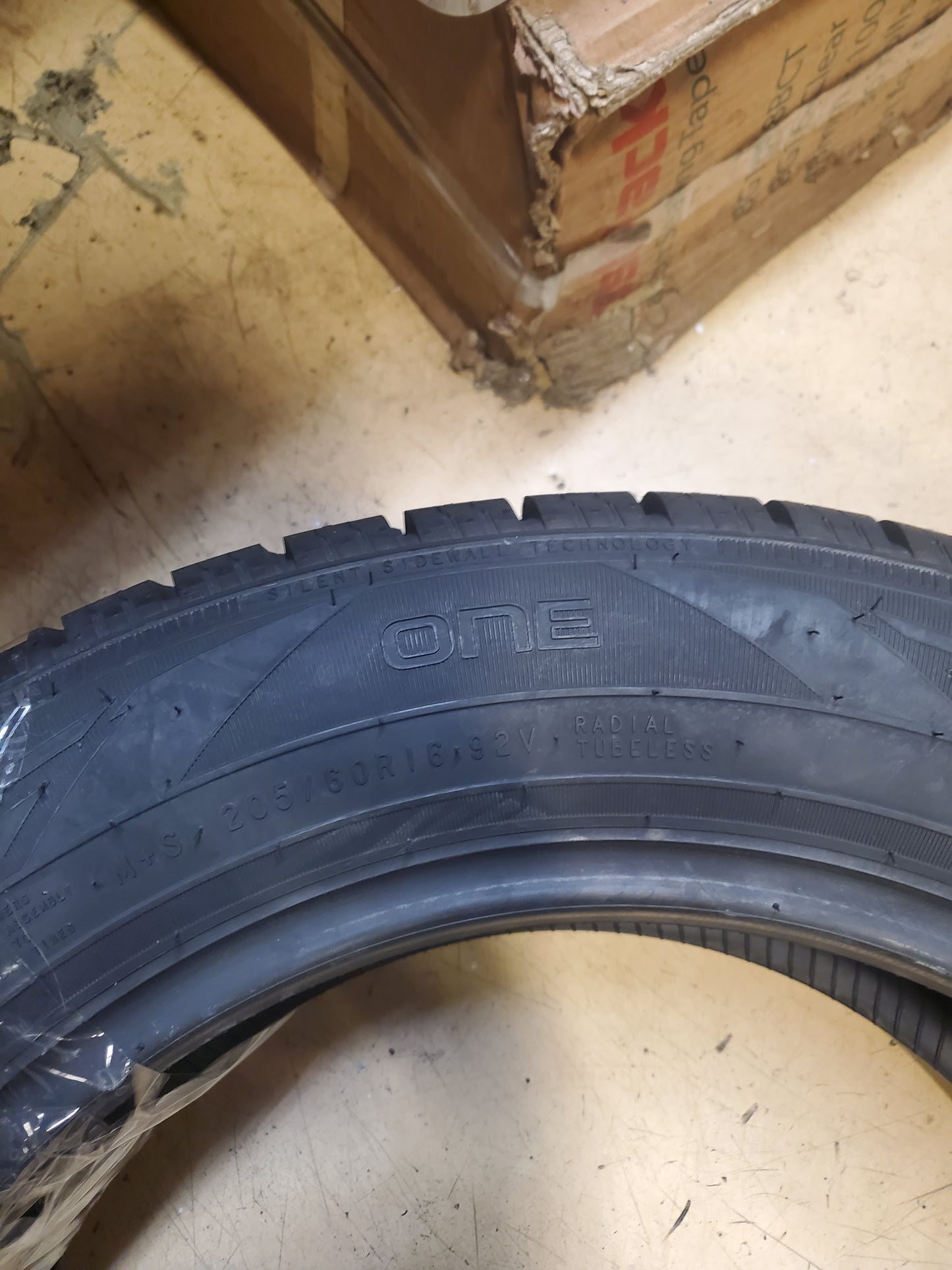 NOKIAN ONE A/S BSW P 205/60R16 92V ALL SEASON TIRE T431350
