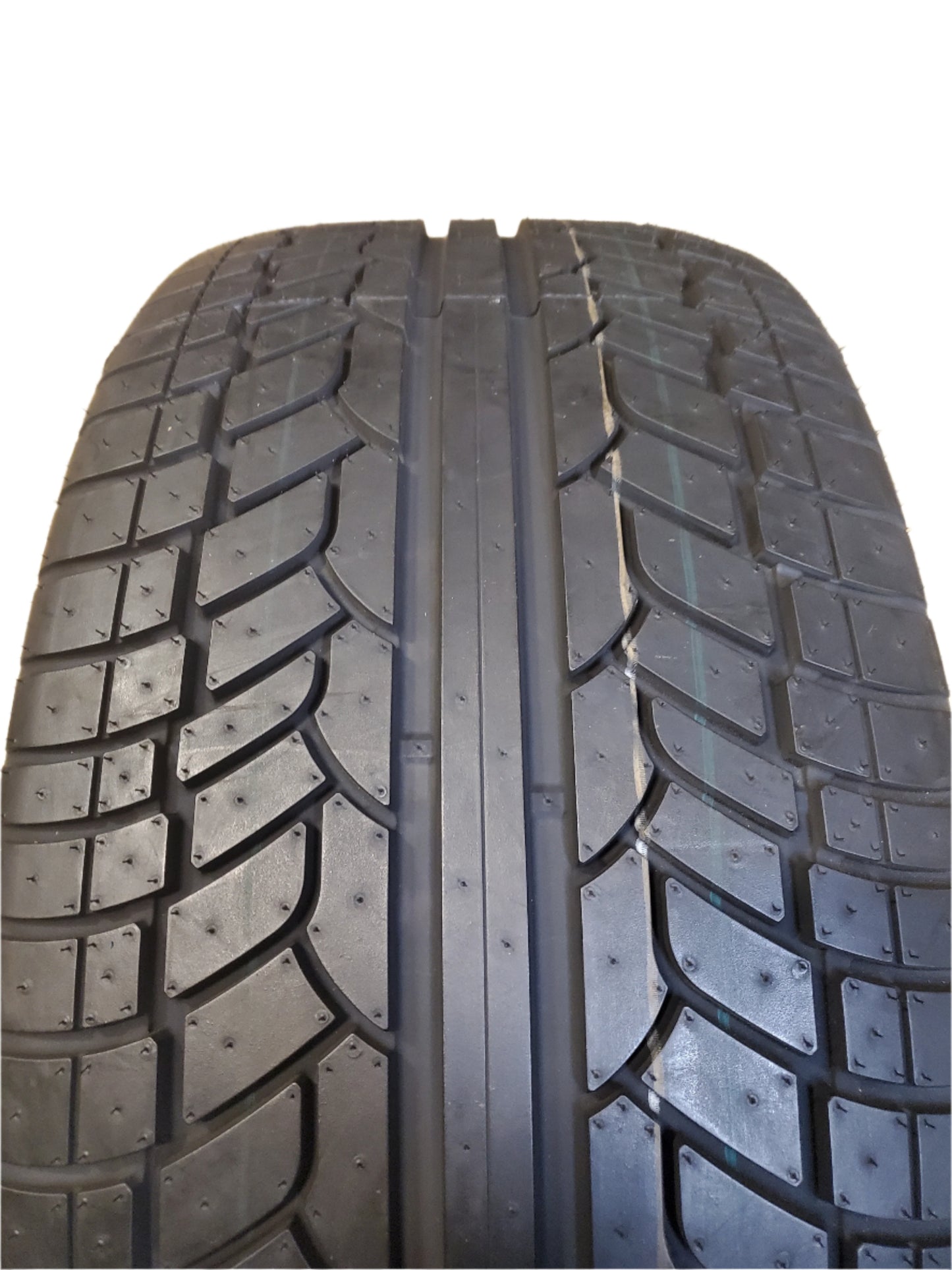 ACHILLES DESERT HAWK UHP BSW P 305 45 22 118V XL TIRE MAG304522