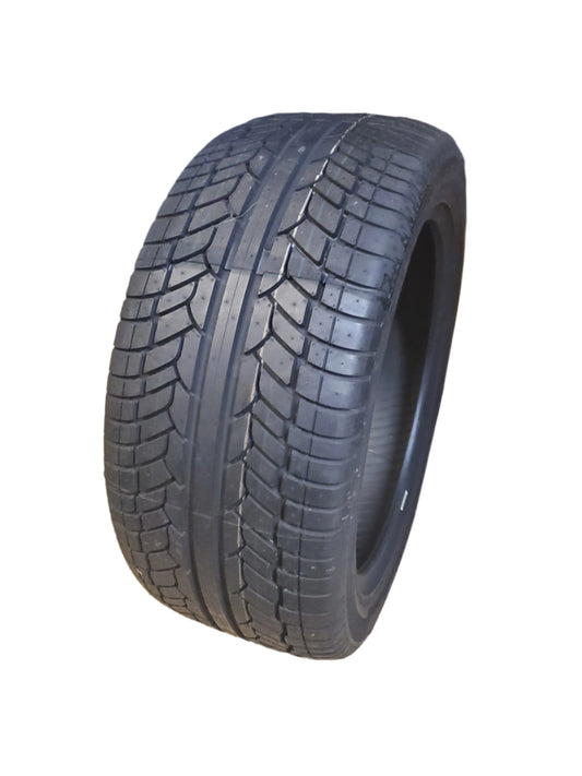 ACHILLES DESERT HAWK UHP BSW P 305 45 22 118V XL TIRE MAG304522