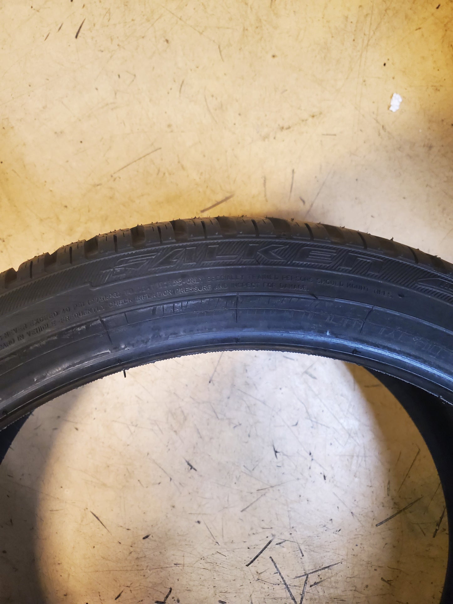 FALKEN EUROWINTER HS01 BSW P 235 35 19 91W XL WINTER TIRE 28523983