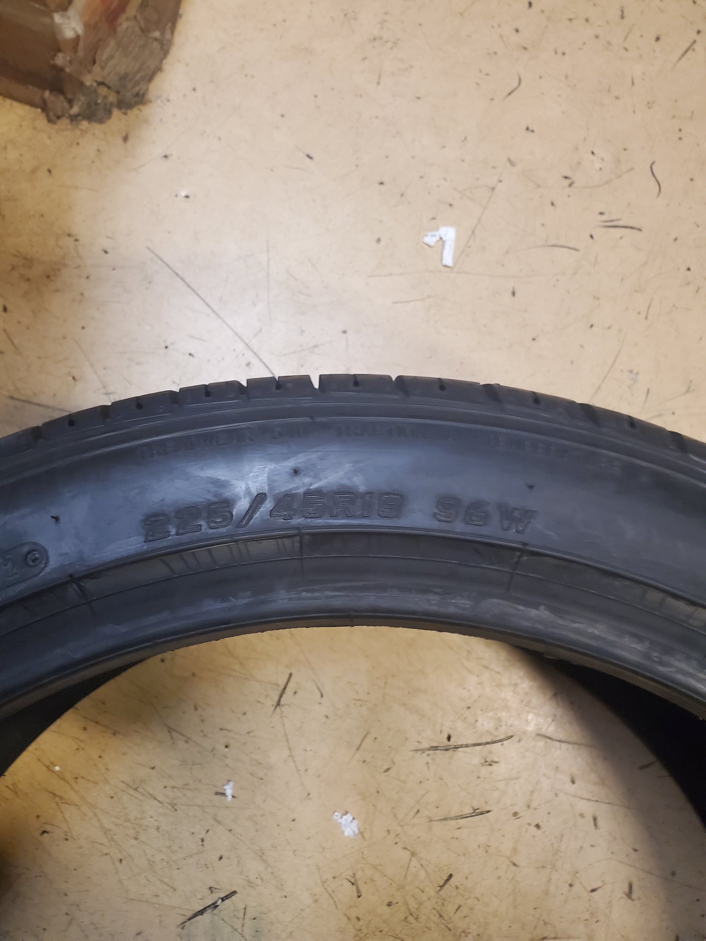 FALKEN ZIEX ZE960 A/S BSW P 225 45 19 96W XL UHP TIRE 28963937