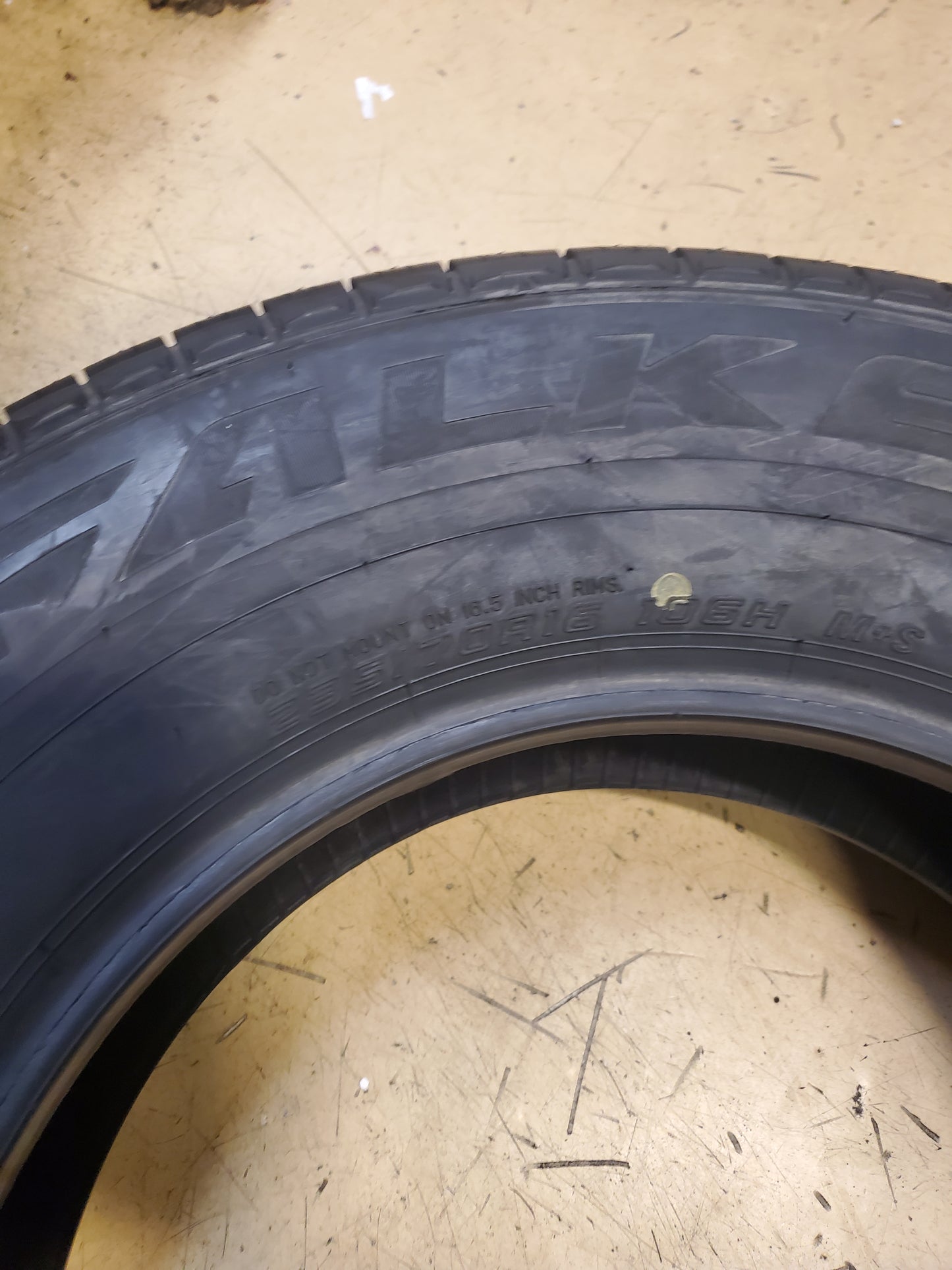 FALKEN ZIEX CT60 A/S BSW P 235 70 16 106H ALL SEASON TIRE 28045157