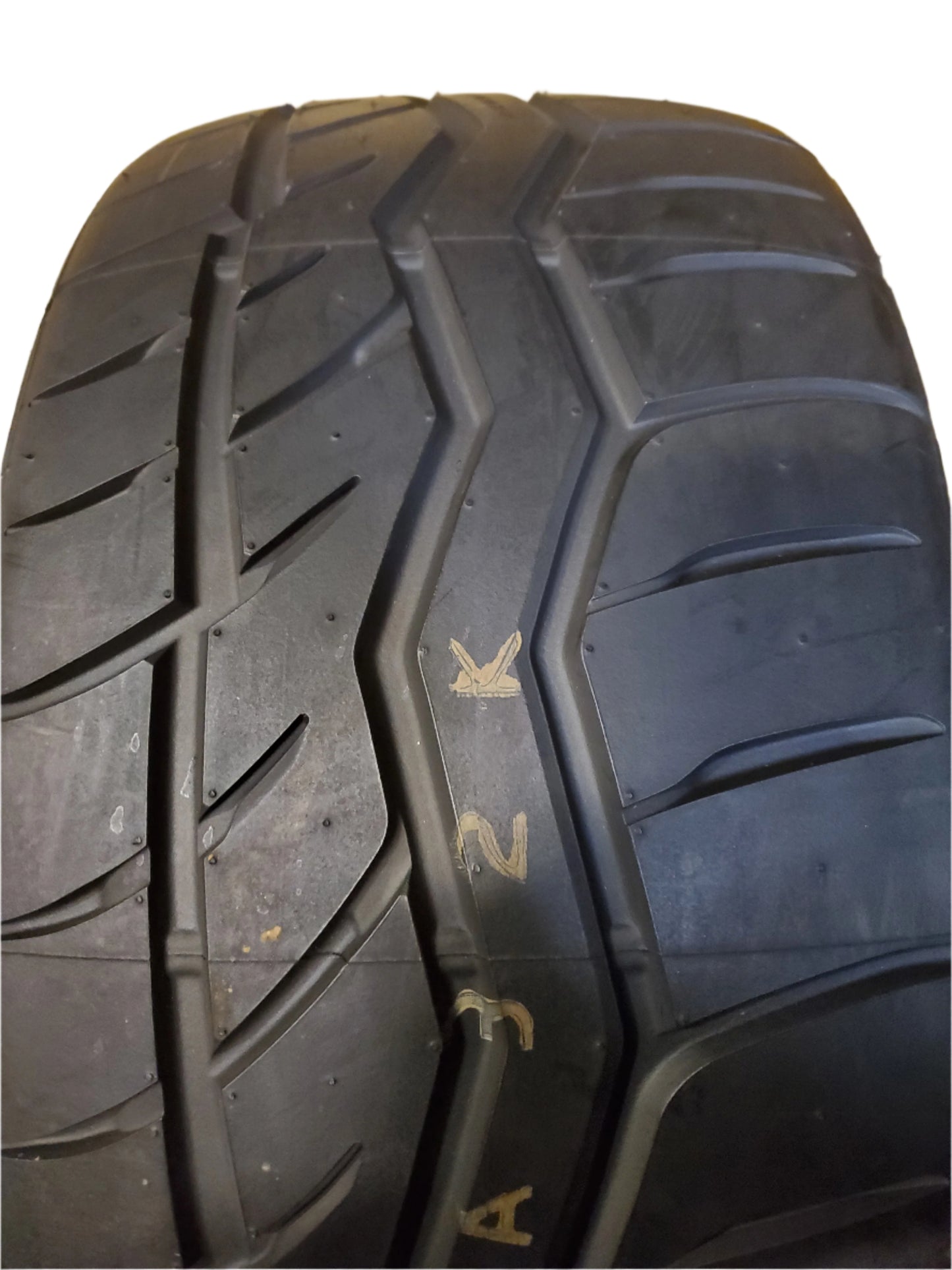 FALKEN AZENIS RT-615K+ BSW P 255 40 17 94W UHP TIRE 28538003