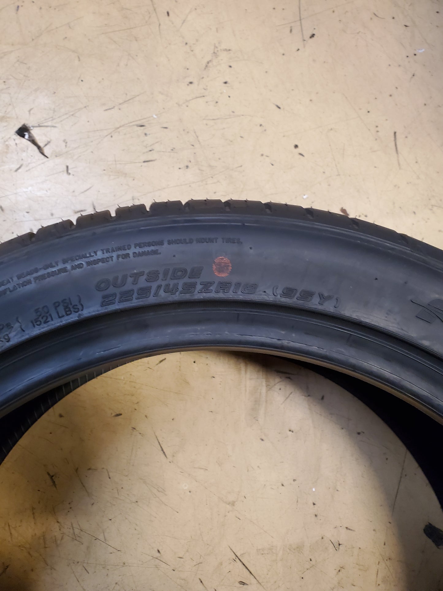 NOS FALKEN AZENIS FK510 BSW P 225 45 18 95Y XL UHP TIRE 28032674