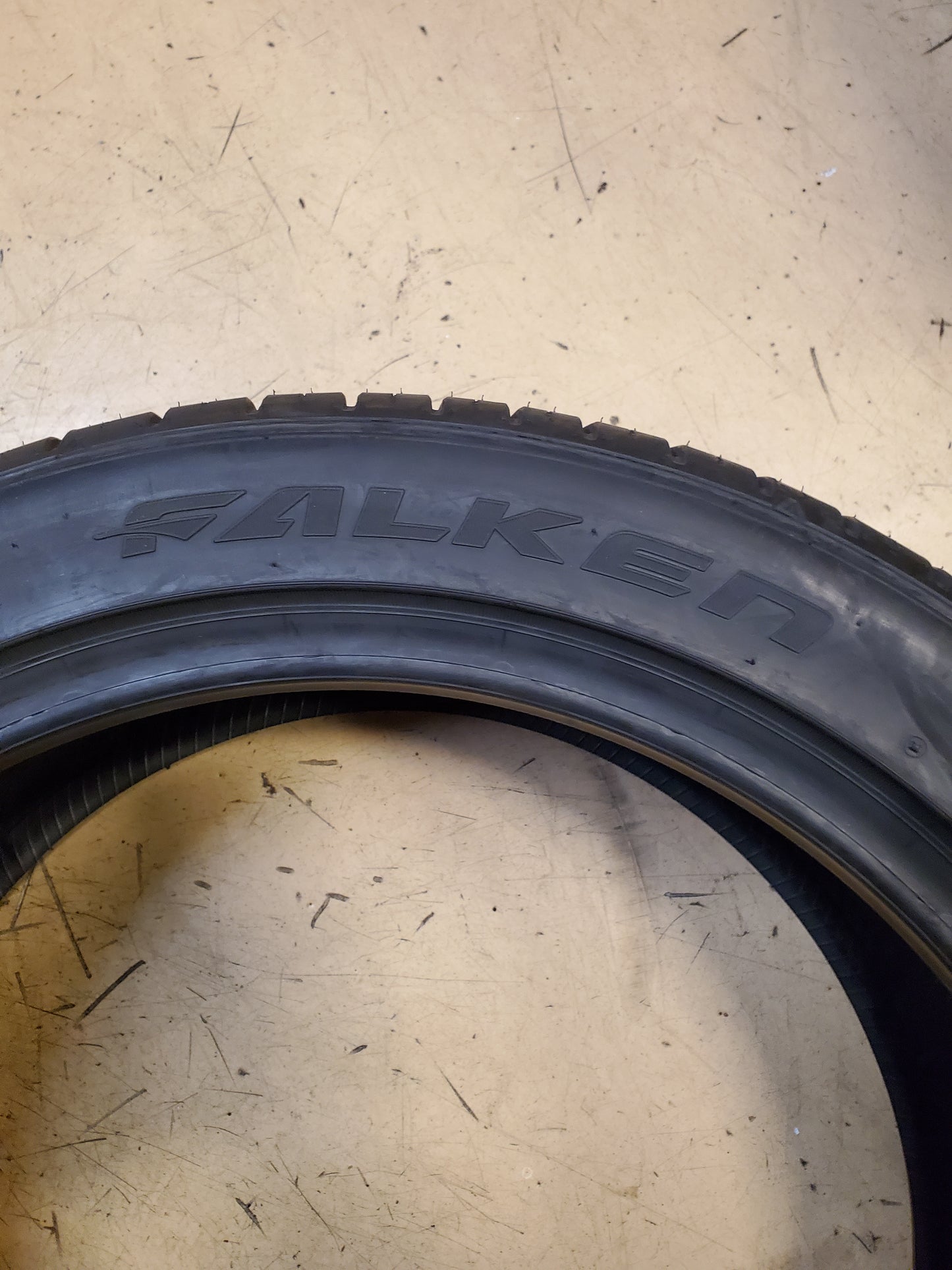 NOS FALKEN AZENIS FK510 BSW P 225 45 18 95Y XL UHP TIRE 28032674