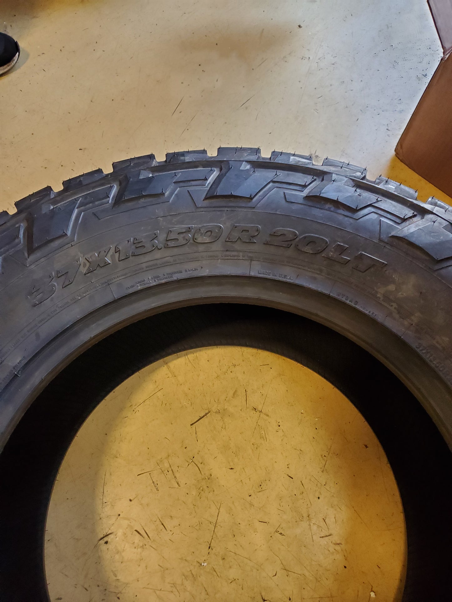 NITTO RECON GRAPPLER A/T BSW LT 37 13.50 20 127R 10PLY ALL TERRAIN TIRE 218070
