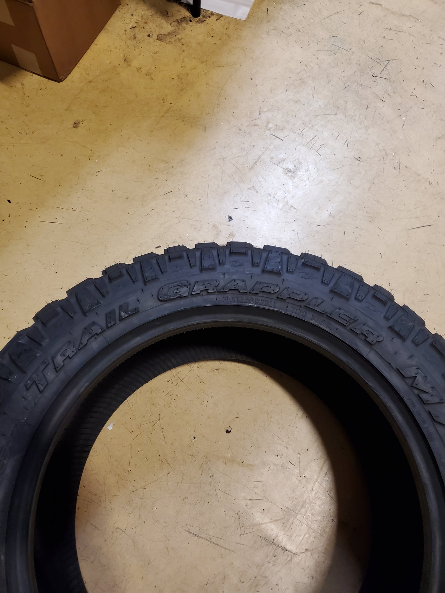 NITTO TRAIL GRAPPLER M/T BSW LT 35 12.50 22 117Q 10PLY MUD TIRE 205610