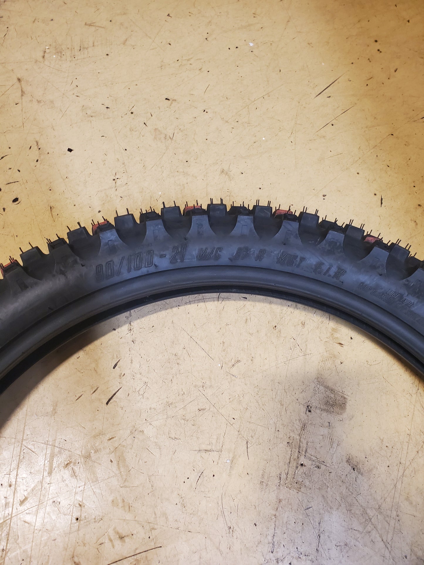 MOTOZ TRACTIONATOR ENDURO S/T BSW 90 100 21 57R FRONT DIRT BIKE TIRE 1009010021Q