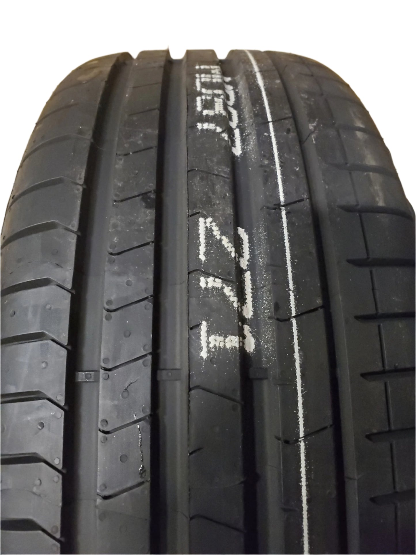 PIRELLI P-ZERO PZ4 (MOE) BSW P 245 35 20 95Y XL UHP LUXURY TIRE 2596200