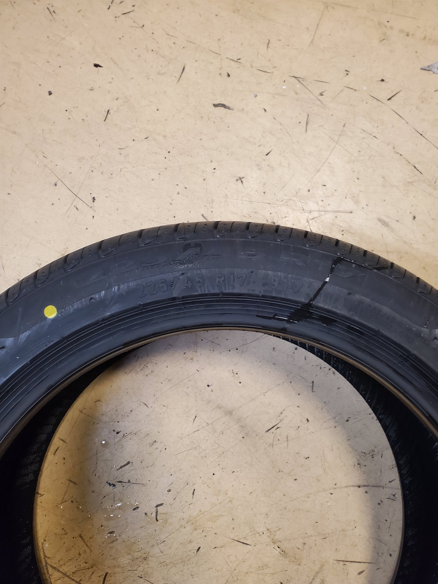 NOS PIRELLI CINTURATO P7 BSW RUN FLAT P 225 45 17 91V SUMMER TIRE 2005700