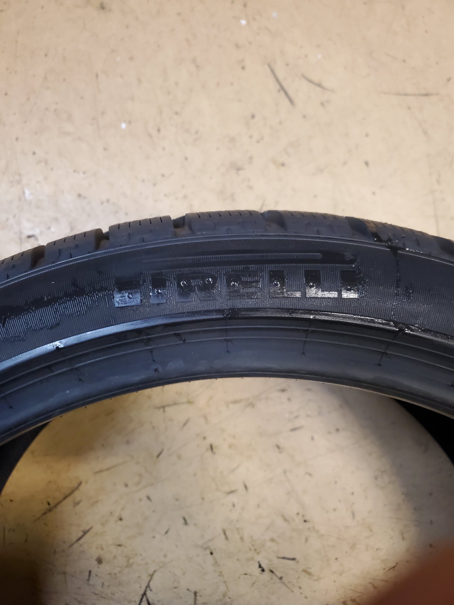 PIRELLI P ZERO WINTER (T0) FOAM ELECT BSW P 265 35 19 98W XL WINTER TIRE 4430000