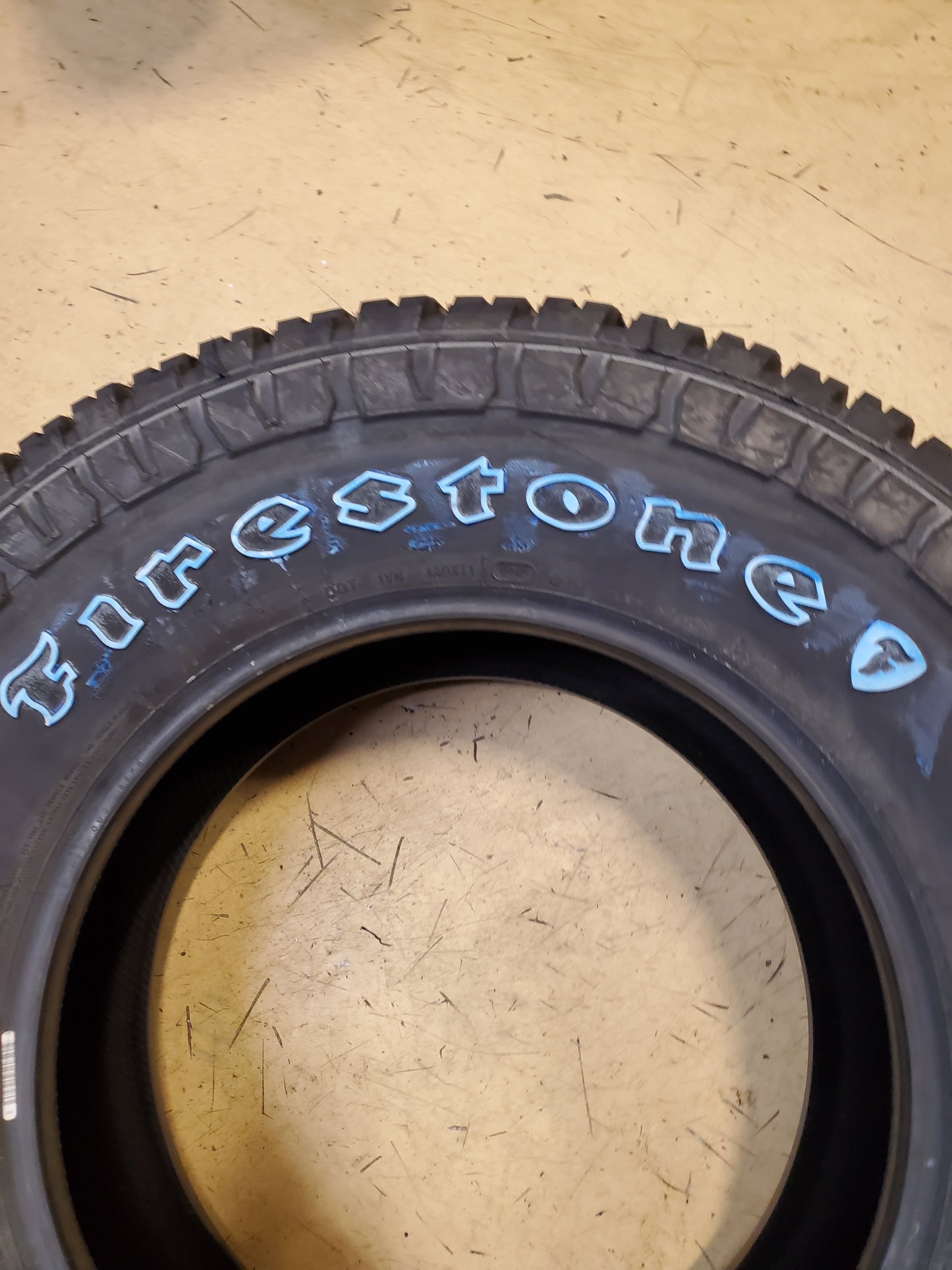 2 FIRESTONE DESTINATION X/T OWL LT 35 12.50 18 123R RUGGED TERRAIN TIRE 006412