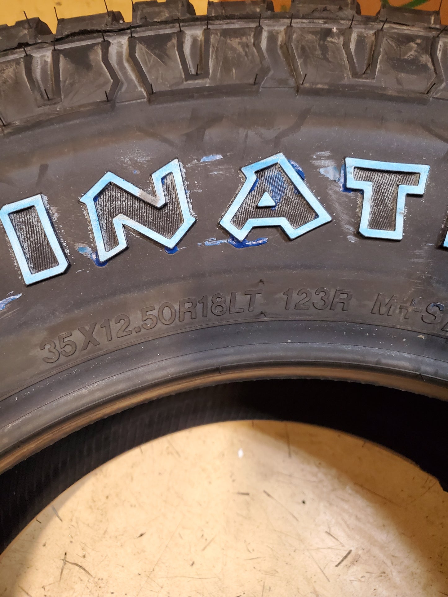 2 FIRESTONE DESTINATION X/T OWL LT 35 12.50 18 123R RUGGED TERRAIN TIRE 006412