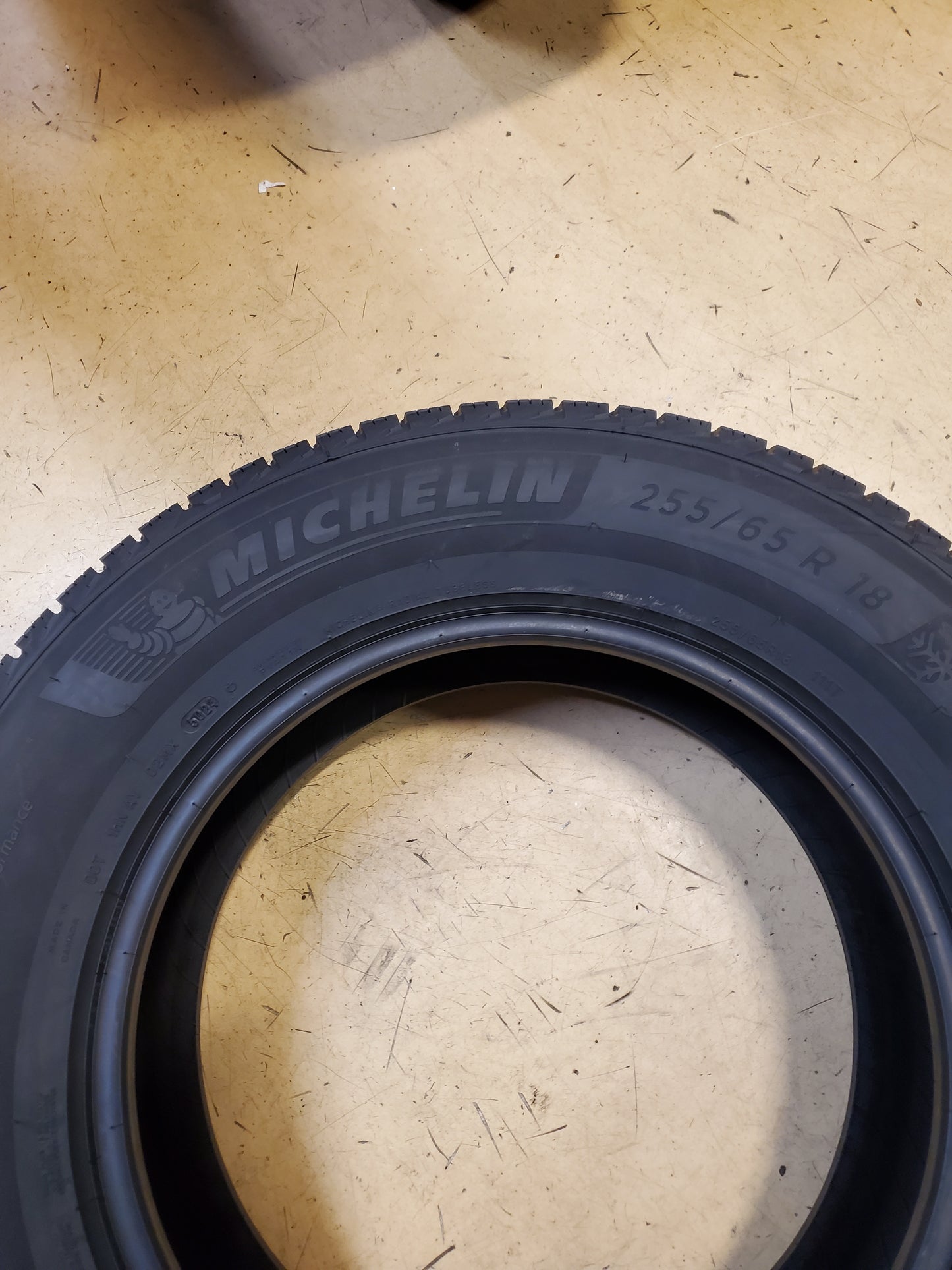 MICHELIN X-ICE SNOW SUV BSW P 255 65 18 111T WINTER TIRE 59173
