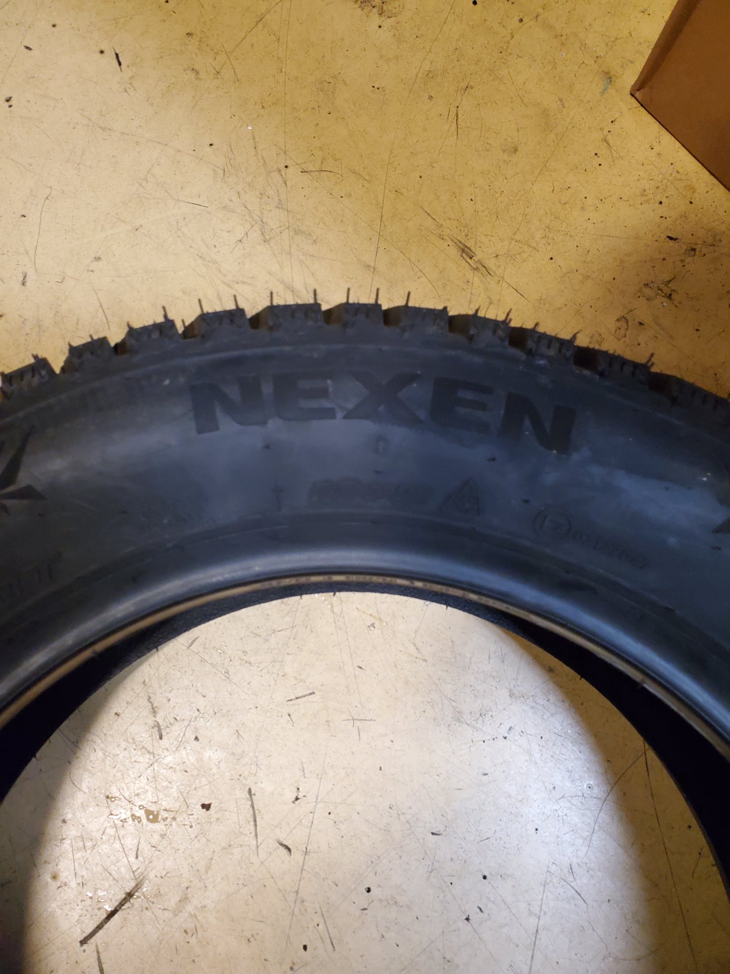 NEXEN WINGUARD WINSPIKE 3 BSW P 175 65 15 88T WINTER TIRE 18400NXK