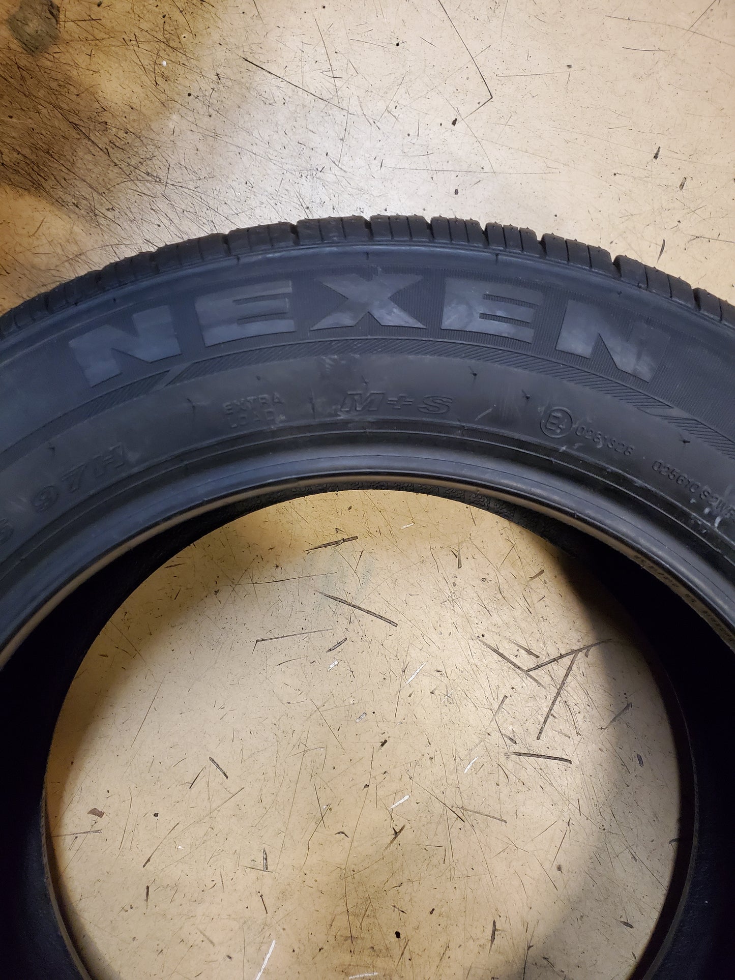 NEXEN NPRIZ AH8 BSW P 215 55 16 97H ALL SEASON TIRE 14369NXK