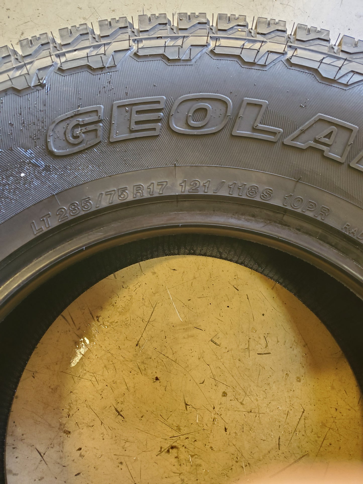 YOKOHAMA GEOLANDAR A/T4 GO18 LT 285 75 17 121/118S 10PLY TIRE 110101830