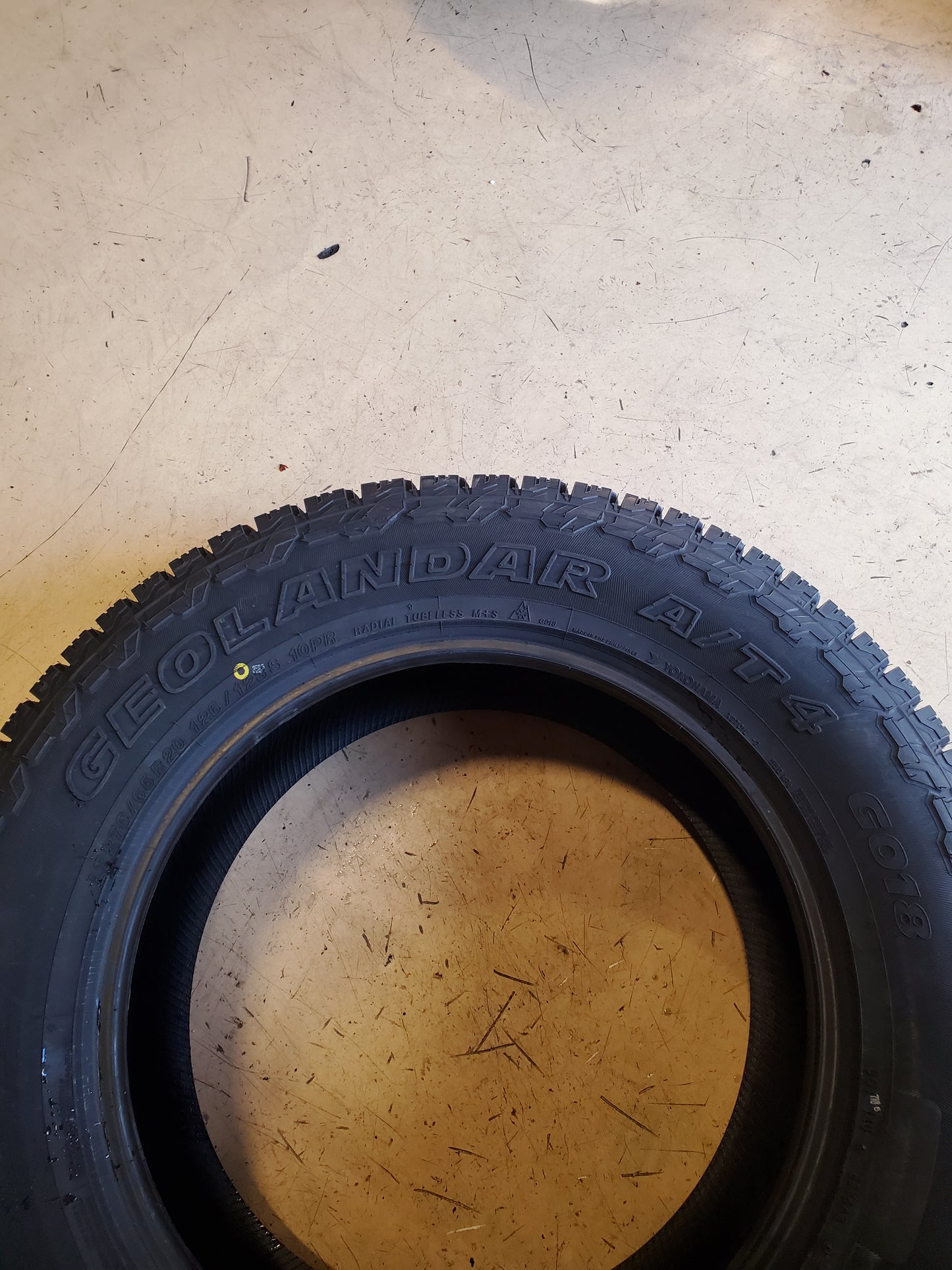 YOKOHAMA GEOLANDAR A/T4 GO18 LT 275 65 20 126/123S 10PLY TIRE 110101854