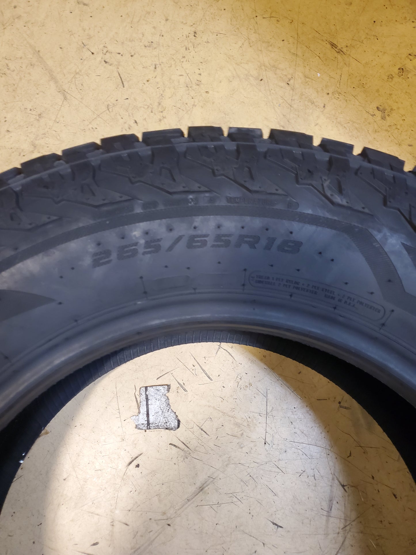 2 COOPER DISCOVERER ROAD+TRAIL AT BSW P 265 65 18 116H ALL TERRAIN TIRE 171288049