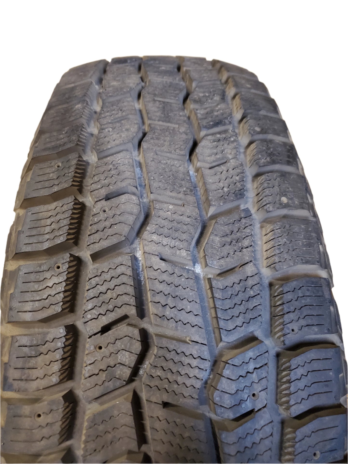 COOPER DISCOVERER SNOW CLAW LT 265 70 18 124/121Q 10PLY WINTER TIRE 170183005