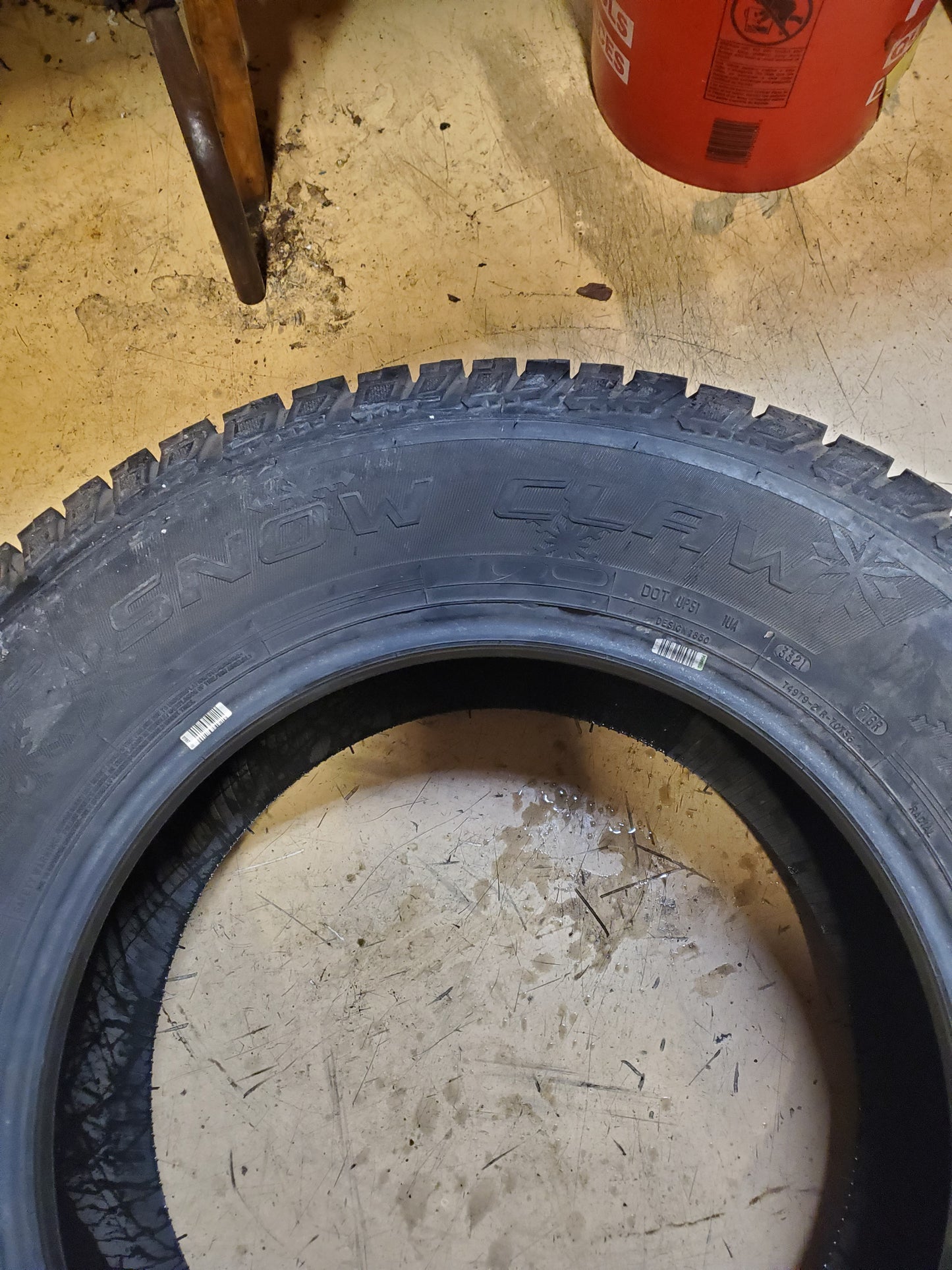 COOPER DISCOVERER SNOW CLAW LT 265 70 18 124/121Q 10PLY WINTER TIRE 170183005